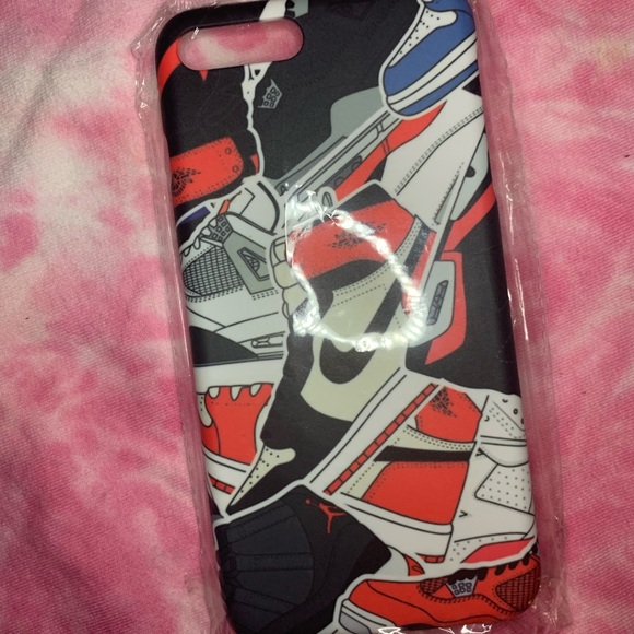 iPhone 8 Plus case - Picture 1 of 4